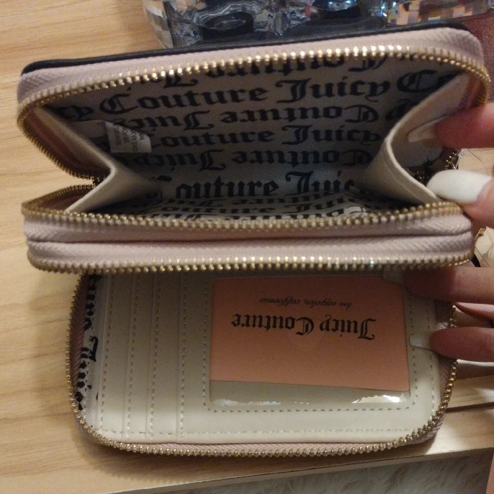 Juicy For All Double Zip Around Wallet Blush/ Brown 🆕